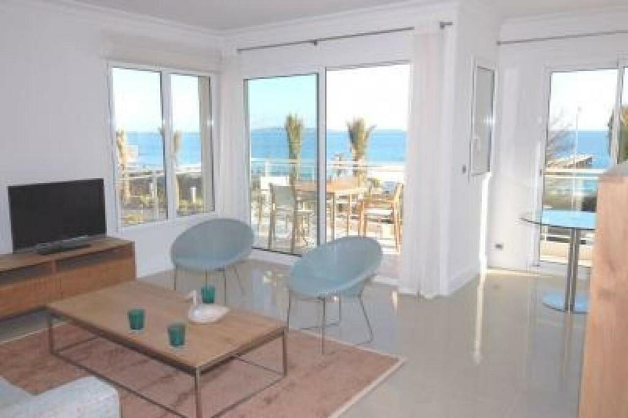 Stunning 2 Bed, 2 Bath Apt On The Cannes Sea Front Has Swimming Pool And Is A Secure Modern Building 464 ภายนอก รูปภาพ