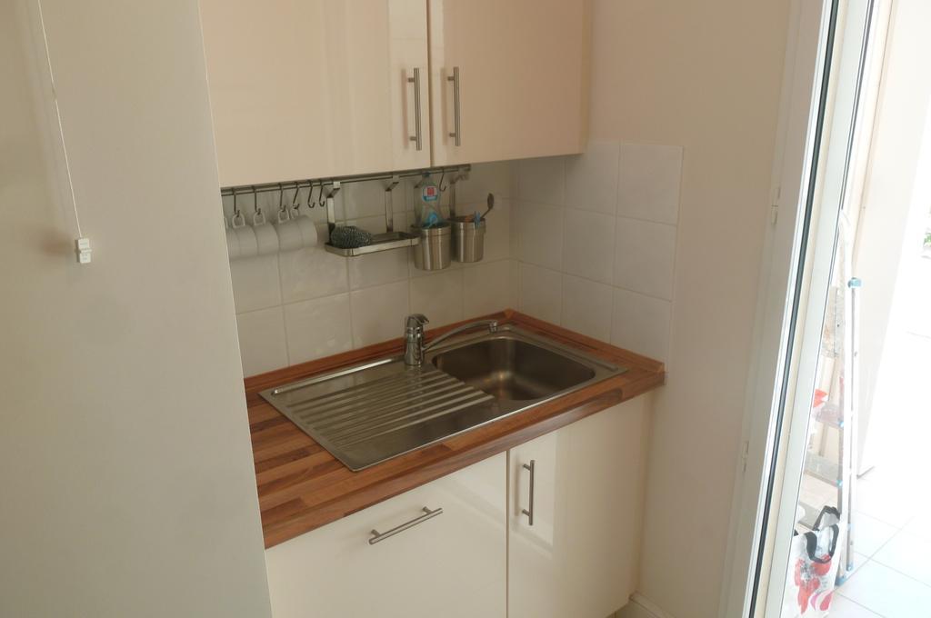 Stunning 2 Bed, 2 Bath Apt On The Cannes Sea Front Has Swimming Pool And Is A Secure Modern Building 464 ภายนอก รูปภาพ