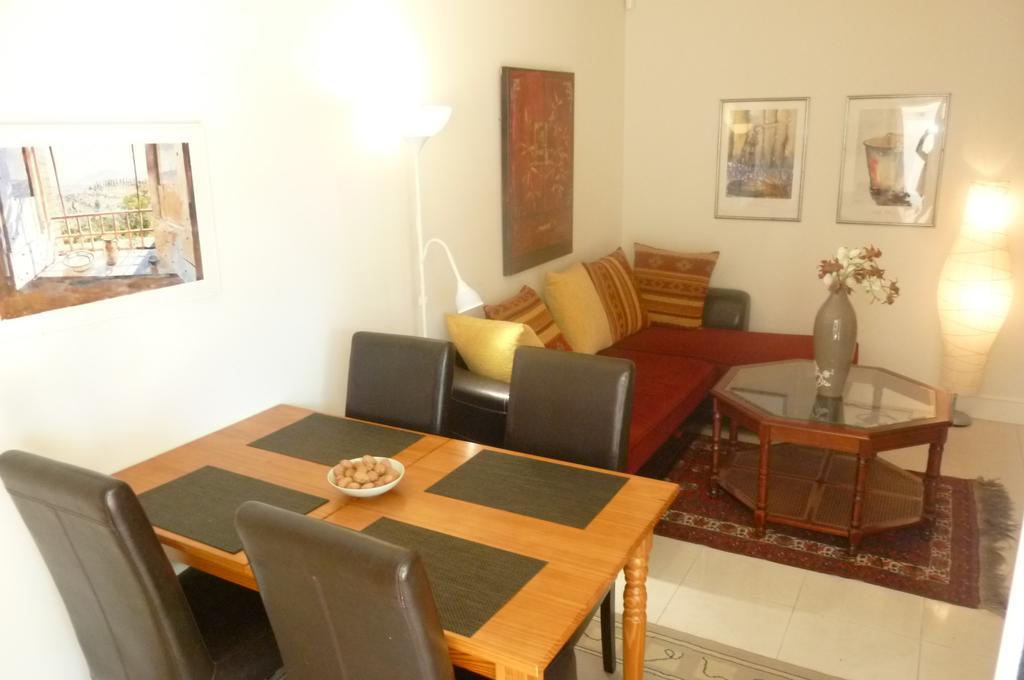 Stunning 2 Bed, 2 Bath Apt On The Cannes Sea Front Has Swimming Pool And Is A Secure Modern Building 464 ภายนอก รูปภาพ