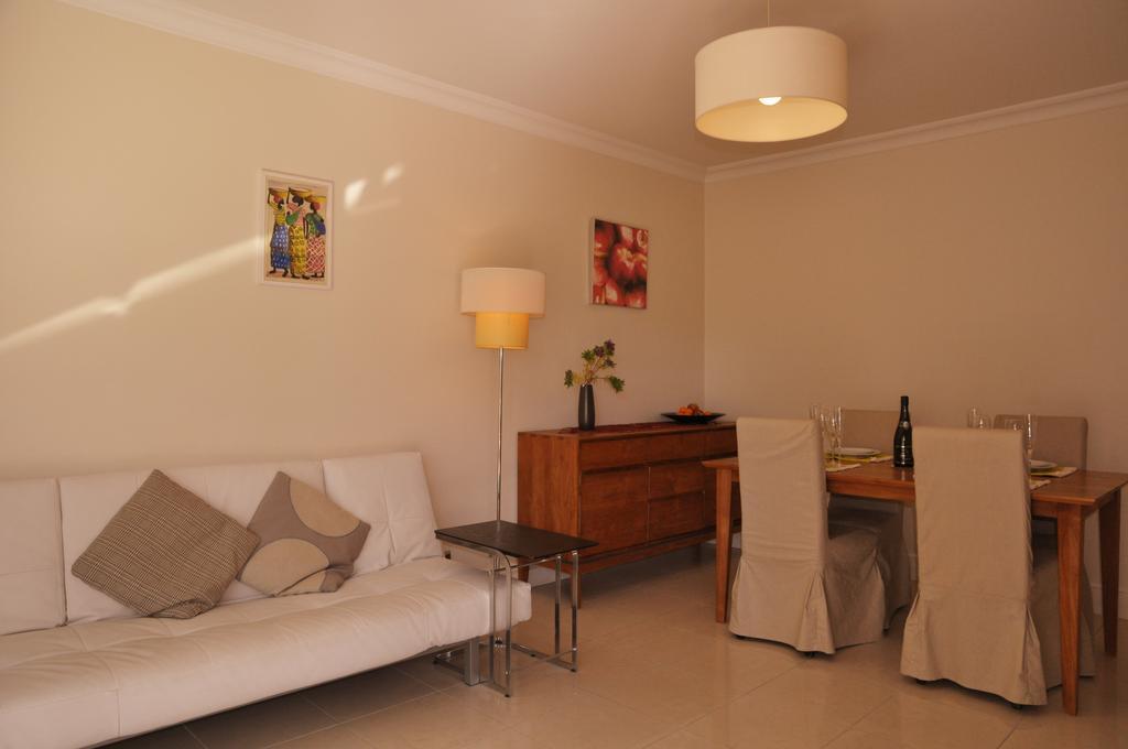 Stunning 2 Bed, 2 Bath Apt On The Cannes Sea Front Has Swimming Pool And Is A Secure Modern Building 464 ภายนอก รูปภาพ
