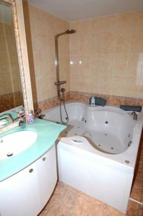Stunning 2 Bed, 2 Bath Apt On The Cannes Sea Front Has Swimming Pool And Is A Secure Modern Building 464 ภายนอก รูปภาพ