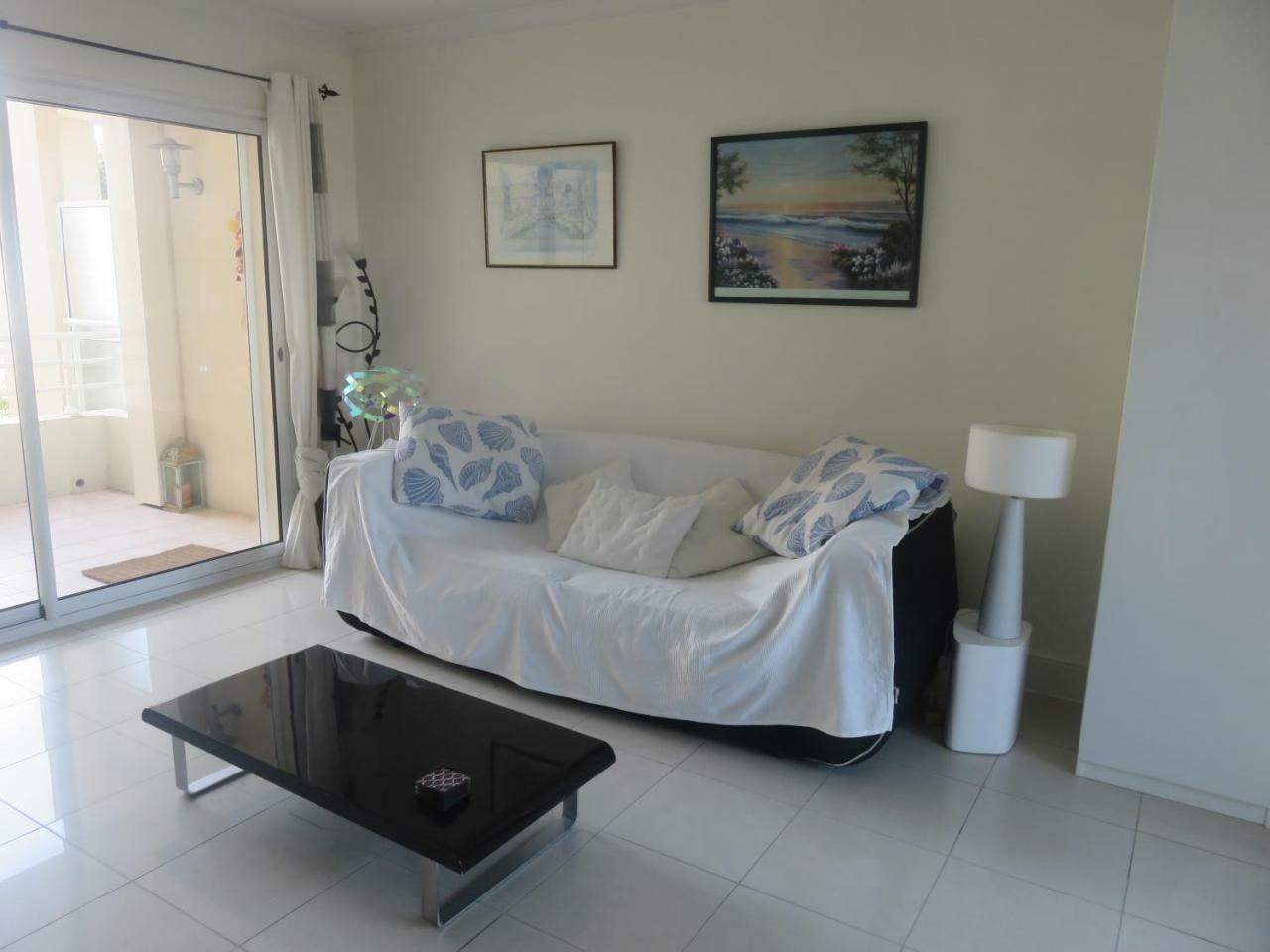 Stunning 2 Bed, 2 Bath Apt On The Cannes Sea Front Has Swimming Pool And Is A Secure Modern Building 464 ภายนอก รูปภาพ